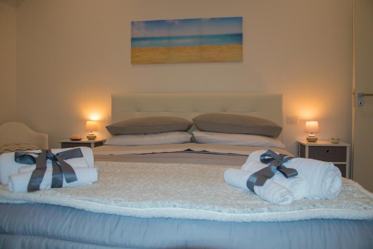 Mondello Manick Mare Apartment Palermo Bagian luar foto