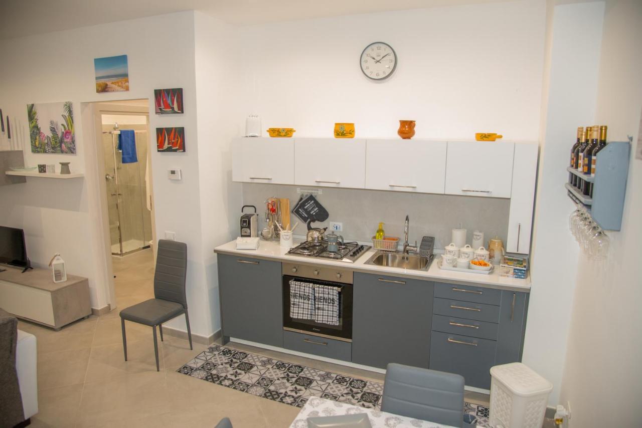 Mondello Manick Mare Apartment Palermo Bagian luar foto